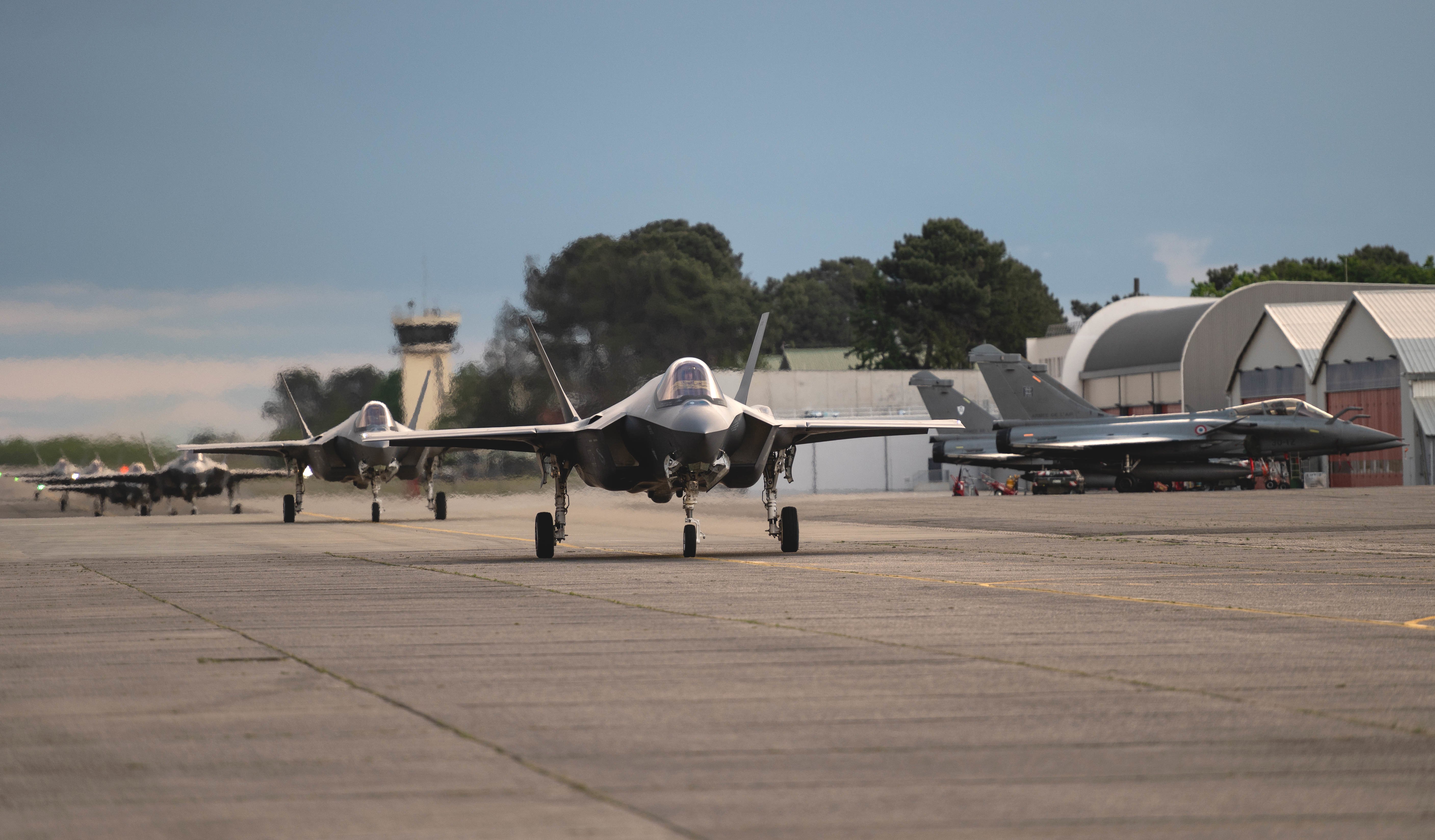 4th FS F-35As arrive at Mont-de-Marsan [USAF/Staff Sgt Alexander Cook]
