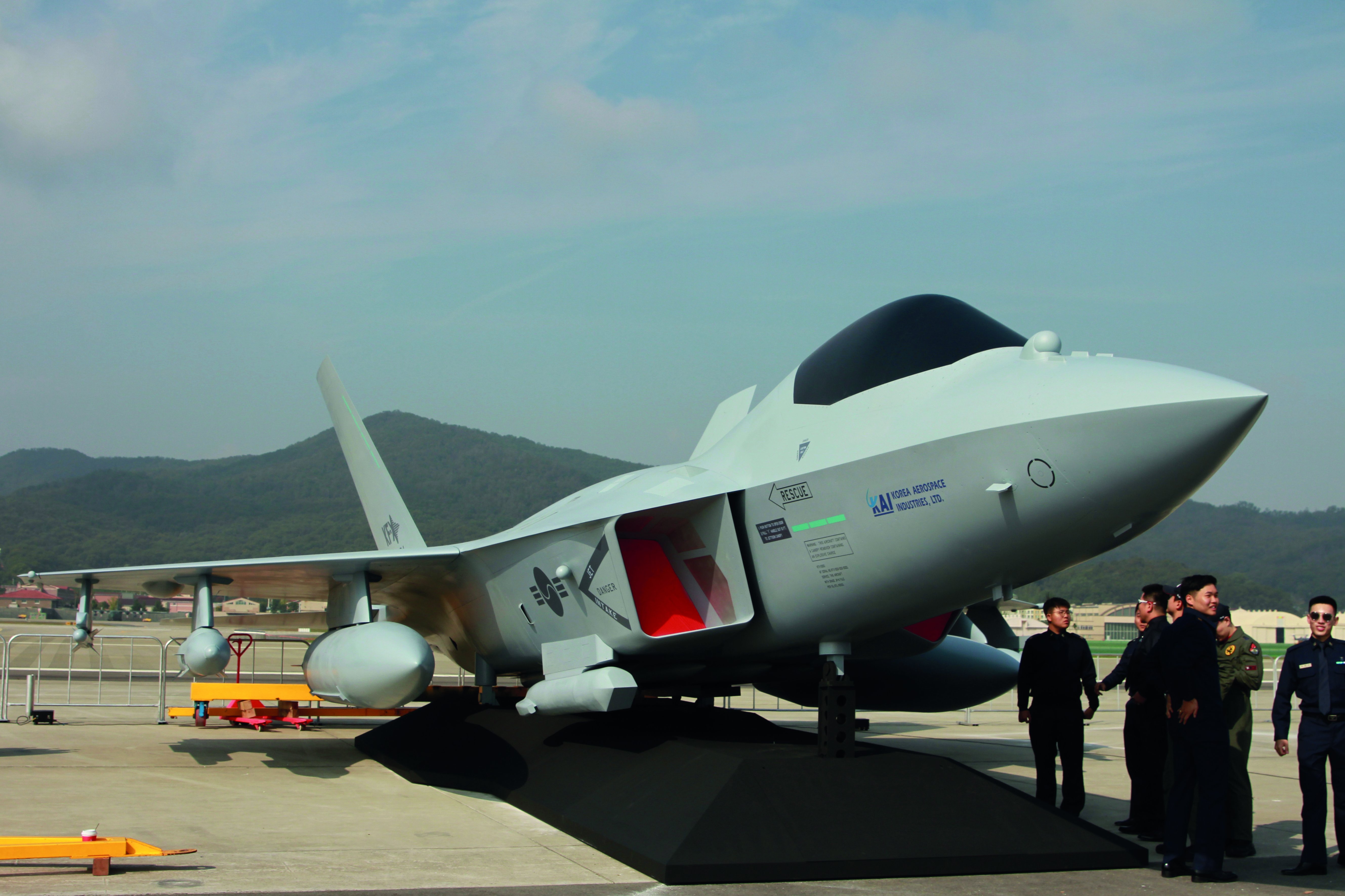 South Korea unveils its KF-X mock-up