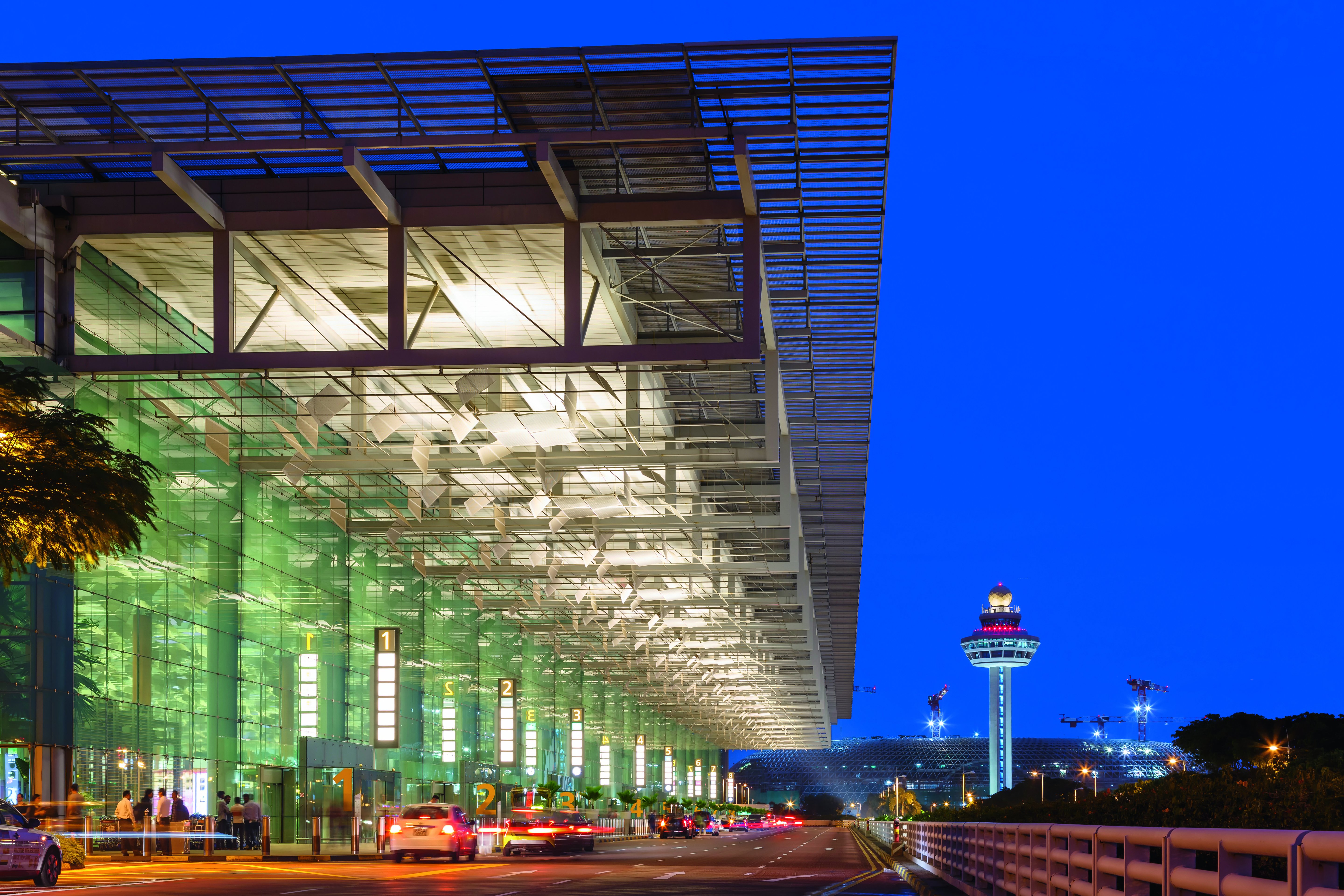 File:Singapore Changi Airport Terminal 4, exterior wall logo 1.jpg