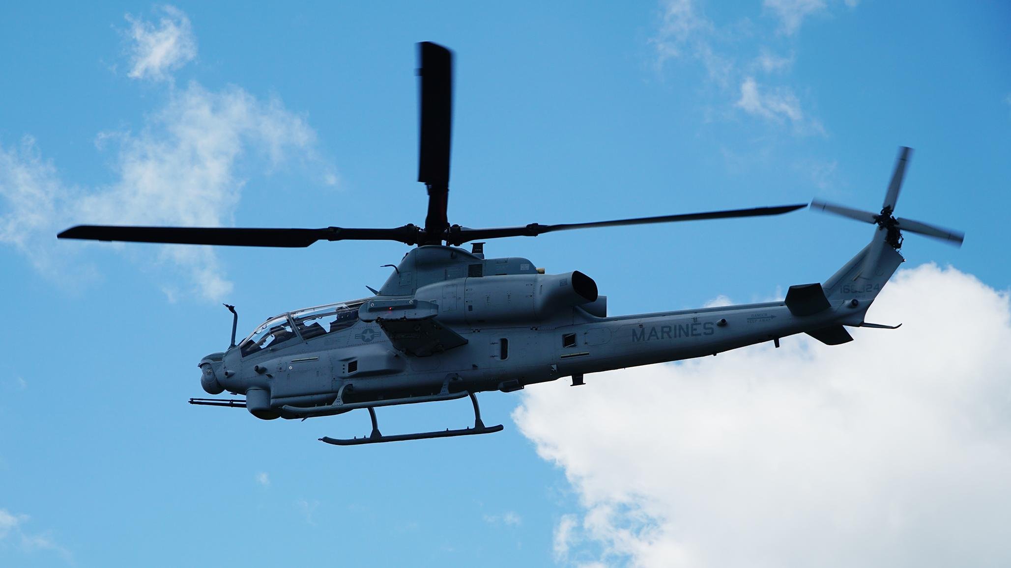 AH-1Z conducts first flight with Link 16 [Joy Shrum via NAVAIR]