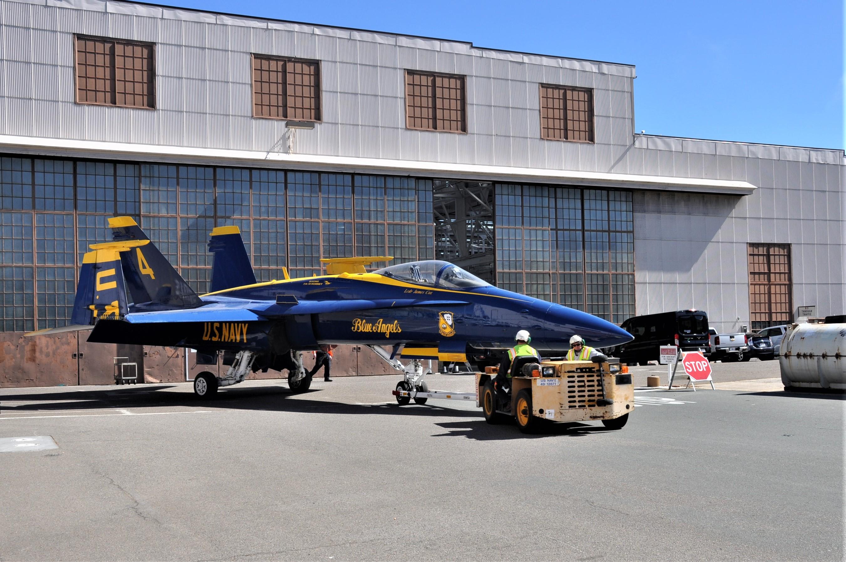 Blue Angels F/A-18C [US Navy]