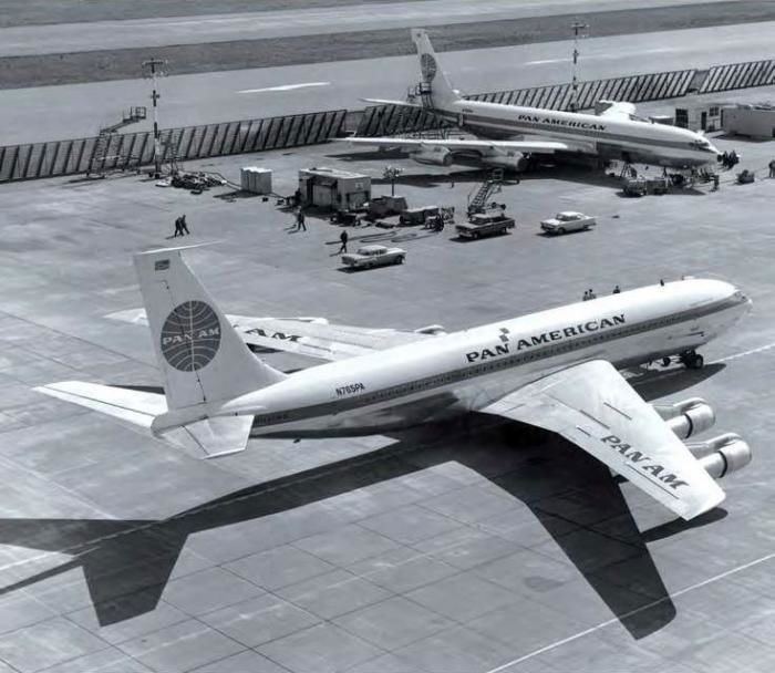 豊富な在庫特大 マルサン製 Pan Am パンナム ボーイング707　1958年就航　送料込み 航空機