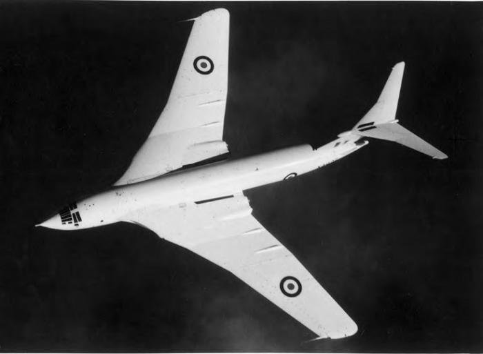 IEA 158 RAF HP HANDLEY PAGE VICTOR BOMBER V-FORCE TANKER COLD WAR_US NAVAL  AVIAT