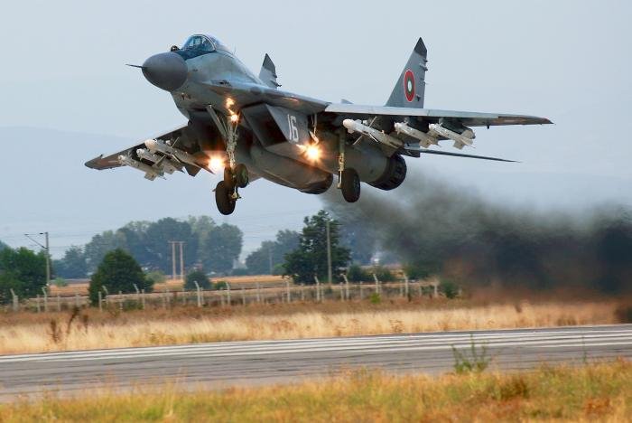 Bulgarian MiG-29 takes off [Alexander Mladenov]