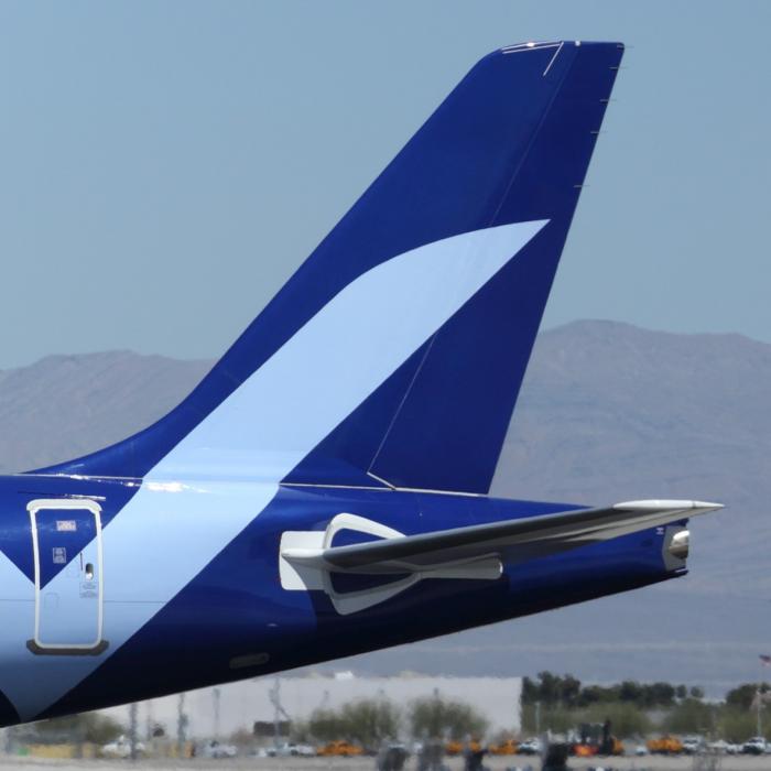 Airbus A220 tail