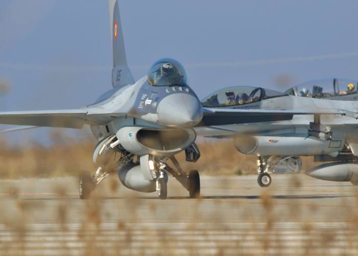 Romanian F-16