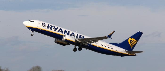 Ryan air is expanding crew training to meet demand amid its orders for 210 Boeing 737-8200
