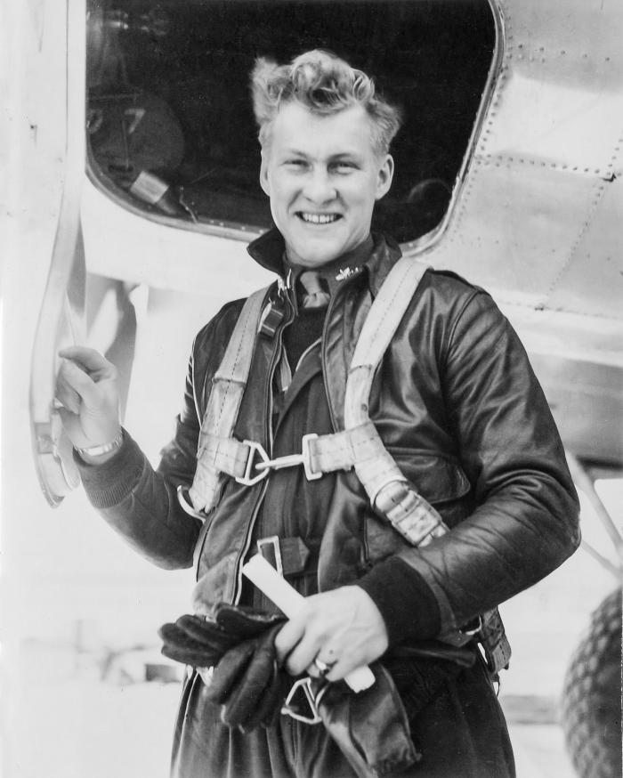 Lt William Johnson posing with his B-17G 42-31161 Spare Parts at Rattlesden, Suffolk, during early 1944.