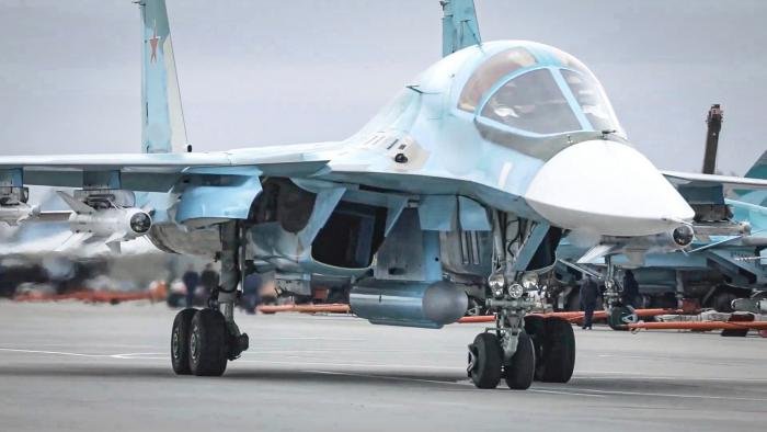 The RuASF has refrained from undertaking any deep strike operations and the same is true for the air interdiction efforts and the dedicated and systematic SEAD/DEAD operations undertaken in the first four months of war. As of mid-July, all the strike operations conducted by the RuASF tactical jets, such as this Su-34 armed with Kh-29TD TV-guided missiles and equipped with a L173V jammer pod for escort protection, were constrained to the front line and the near-rear areas to knock out tactical targets