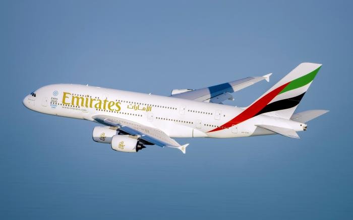 The Dubai-based carrier fields a 119-strong contingent of Airbus A380s at the time of writing, including this 2015-built example, A6-EOO (c/n 190)