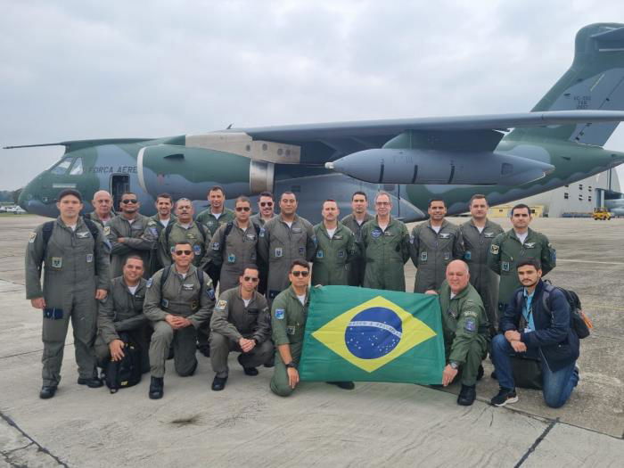 Brazilian KC-390 completes first aerial refuelling mission