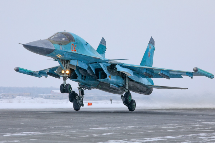 The Russian MOD inked a new state contract with the UAC for the delivery of more Sukhoi Su-34 Fullback fighter-bombers to frontline units at the International Military-Technical Forum 'ARMY-2022' on August 16, 2022.