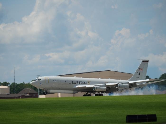 Northrop Grumman E-8C JSTARS (serial 94-0285) lands at Robins AFB, Georgia, after completing the type's final local sortie under the command of the 461st ACW's 16th ACCS on September 8, 2022.