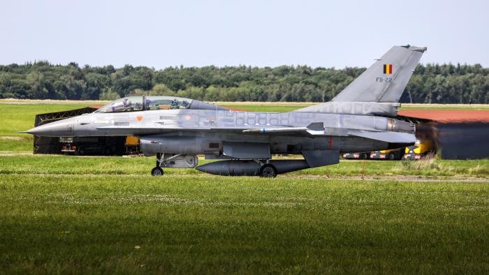 The Belgian Air Component currently operates 8 two-seat F-16BM (MLU) Fighting Falcons in the fighter-trainer role, alongside 39 single-seat F-16AMs.