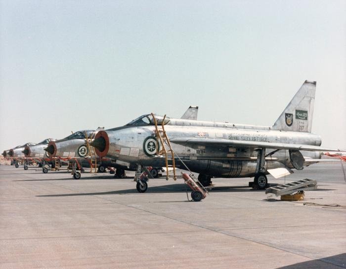 No.2 Squadron at Tabuk was the last RSAF unit to operate the Lightning. F.53 53-699 was carrying the 2 Squadron serial 227 but also still wearing the 13 Squadron badge of its previous unit.