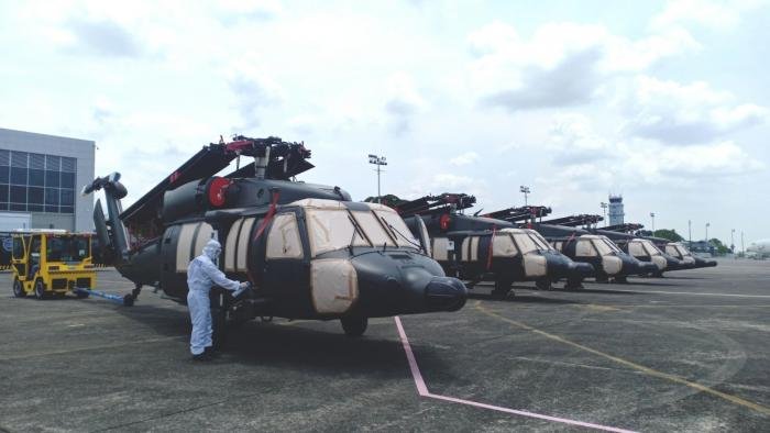 A batch of five Sikorsky S-70i Black Hawk utility helicopters arrive at Clark Air Base on June 7, 2021, before being inducted into operational PAF service. The Philippine Army also seeks to acquire its own Black Hawks to support airborne training and HA/DR operations.