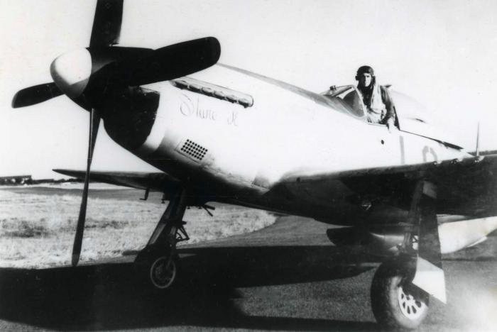 An archive image of North American P-51D 44-13992 ‘Olivia De’