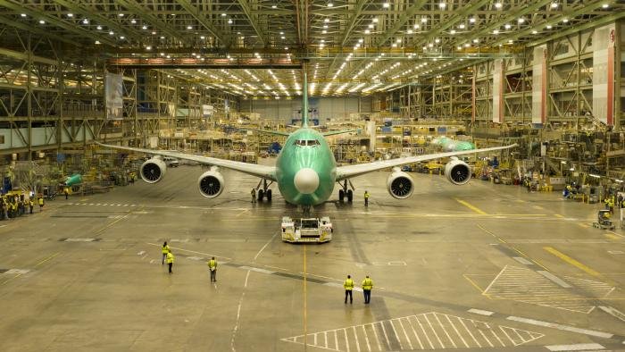 According to Boeing, the 747-8 has a revenue payload of 133.1 tonnes, enough to transport 10,699 solid-gold bars or approximately 19 million ping-pong balls or golf balls.