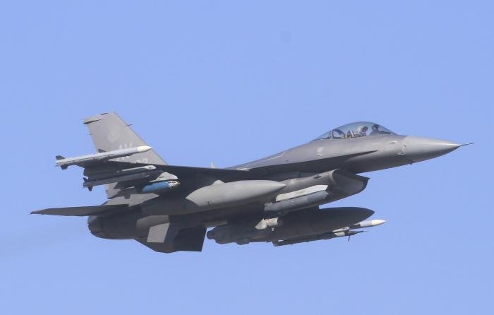 Among the missions carried out at Lakenheath during the deployment of the 510th FS F-16Cs from Aviano was air to ground using training ranges at Holbeach and Donna Nook.