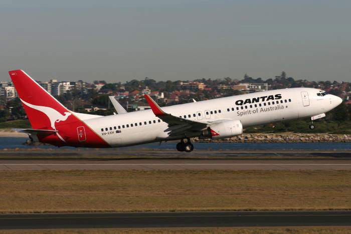 A Qantas Boeing 737-800, similar to this one, experienced a significant problem in-flight with one of its engines on January 18, 2023, which is being investigated by the Australian Transport Safety Bureau (ATSB).