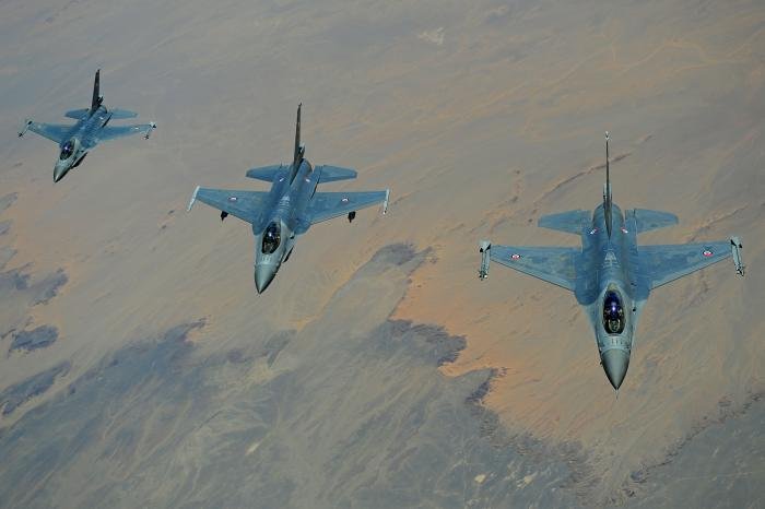 Three RJAF-operated F-16s from No 1 Squadron fly in formation over Jordan during an aerial refuelling mission with a USAF-operated tanker aircraft on October 17, 2011. The F-16 Block 70 deal comes as Jordan seeks to increase its cooperation with the US in a bid to combat regional terrorism and enhance stability.
