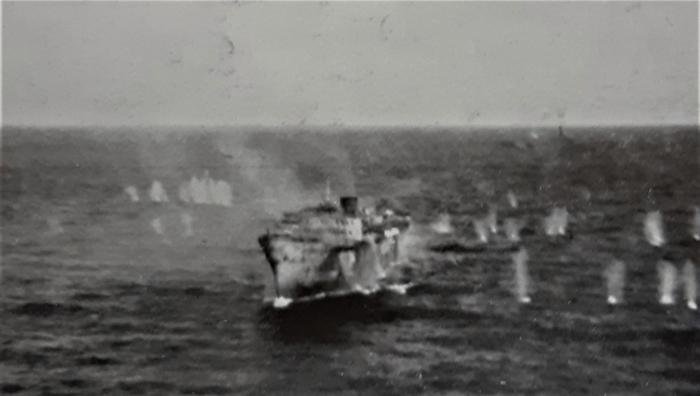 Shout-out to the brave five French Commandos who bravely held off a company  of German Kriegsmarine sailors, giving the garrison of Fort l'Eau Bleu time  to prepare. Lest we forget. : r/JaggedAlliance