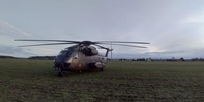 This German CH-53GA (serial 84+59, c/n V65-057) was forced to land in a field close to Dubro-Wildenau - a hamlet near Brandenburg - as a safety precaution due to a possible chip abrasion issue with the aircraft's main landing gear on February 2, 2023.