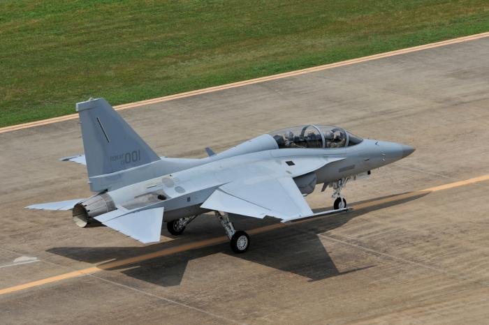 KAI's FA-50 Fighting Eagle has been selected to fulfil Malaysia's FLIT-LCA tender, beating out stiff competition from India's HAL Tejas light combat aircraft. In total, Malaysia will receive an initial 18 FA-50s from KAI, but the nation exercise its option to acquire a further 18 examples at a later date.