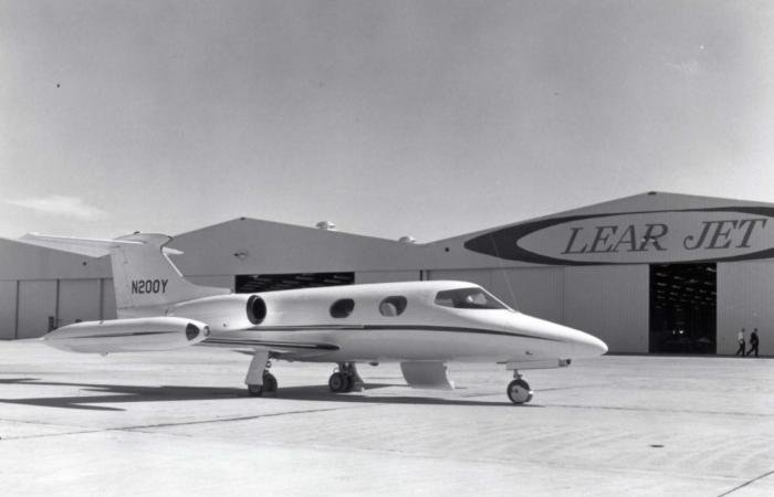 A now iconic image of Lear Jet 23-003 on the ramp at Wichita Municipal Airport prior to its delivery on October 13, 1964