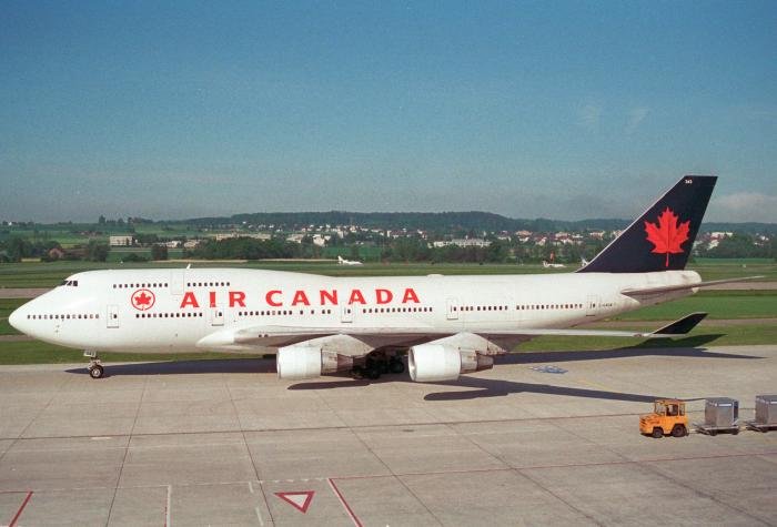 The 747 flew as C-GAGN with Air Canada from 1991 until being sold and delivered to Guggenheim Aviation Partners in 2005.