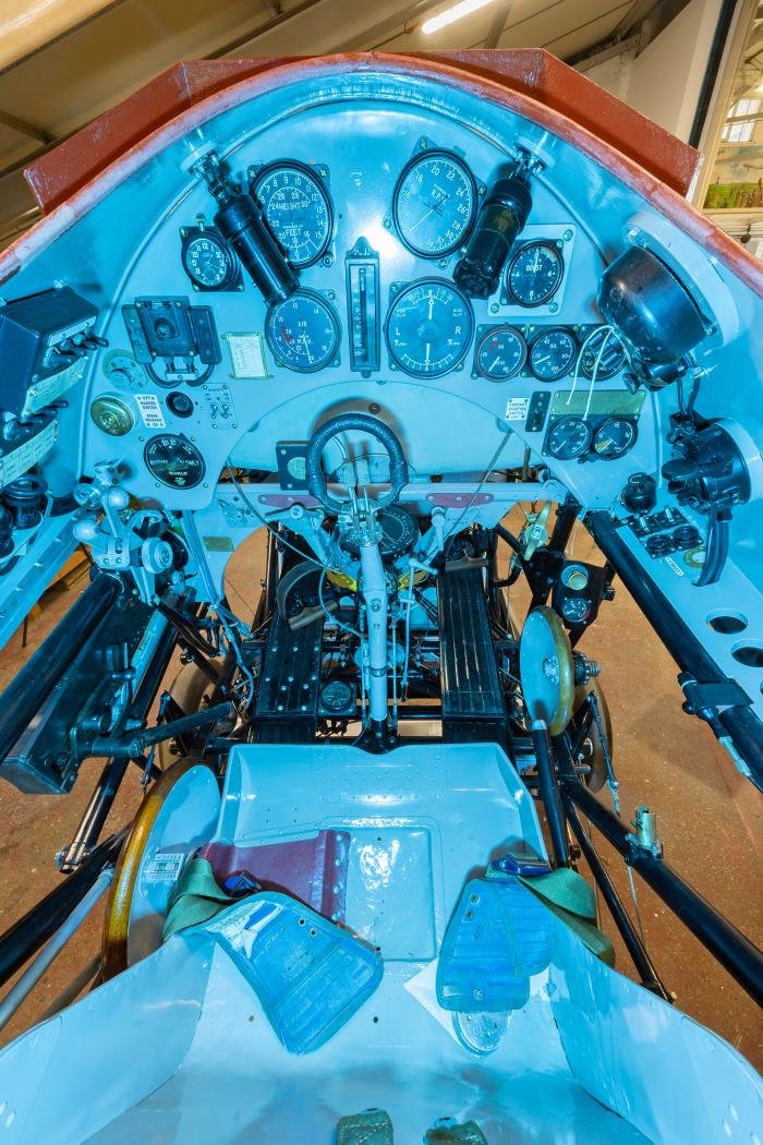 The immaculately restored cockpit of Hind G-AENP