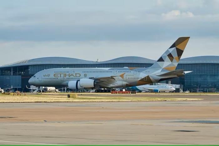Etihad Airways has reintroduced the Airbus A380 into service.