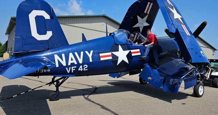 Evan Fagen (in cockpit) and John Sinclair with Corsair 97388