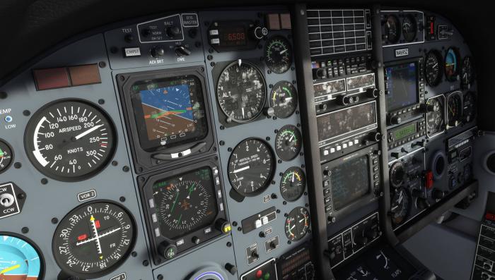 The cockpit can be configured with different layouts.