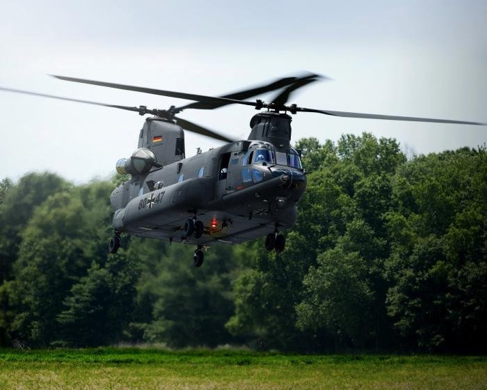 An artist's digital impression of a CH-47F Block II Chinook in German markings. Note the in-flight refuelling probe, which will be a standard fit for the German version.