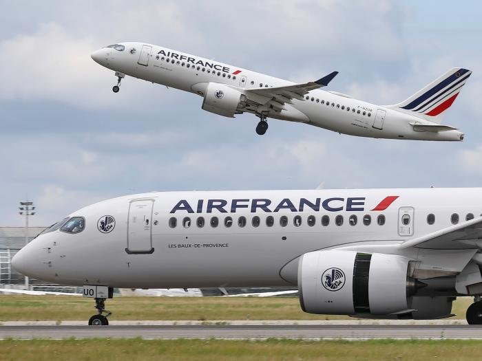 Two A220-300s of Air France at Paris CDG airport: F-HZUO (c/n 55193) in the foreground and F-HZUB (c/n 55139) departing from runway 26R All photos Babak Taghvaee unless stated