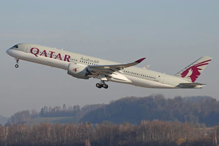 Qatar Airways holds a fleet of 58 Airbus A350s including 34 -900s and 24 -1000s.