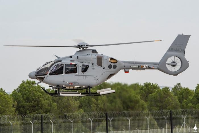 The Spanish Navy’s first H135 P3H ‘Nival’ light utility helicopter (HE.26-35A/‘10-301’, seen here wearing the Spanish test registration EC-560) takes off for a test flight at Airbus Helicopters’ facility in Albacete, Spain, before it was formally delivered to the service on October 26.