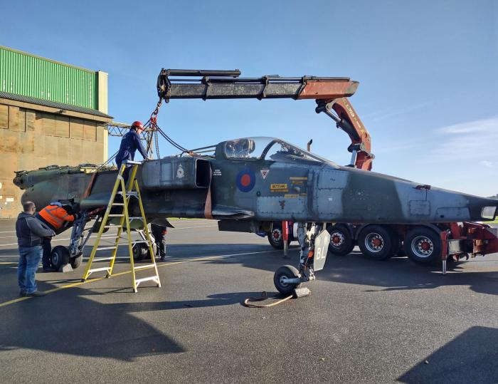 Jaguar GR1 XZ389 being readied to leave Cosford on 17 November.