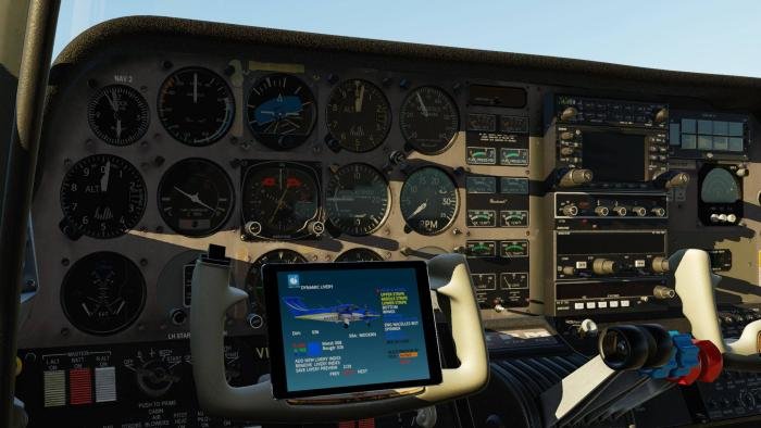 The virtual cockpit features 3D instruments with smooth animations.