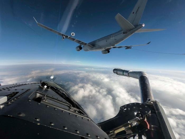A Typhoon moves in to connect with the extended hose and drogue of a Voyager. The RAF’s fleet of Voyagers are kept extremely busy with ops all over the world. Since February 24, 2022 the MRTT has been heavily used for tanking RAF Typhoons on combat air patrol over NATO’s eastern flank