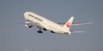 JAL Boeing 777