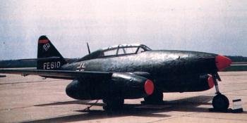 Me 262B-1a/U1 FE-610 (w/nr 110306) was a Watson’s Whizzers aircraft, given the ‘fleet’ number ‘999’ and the name Ole Fruit Cake. All photos via Author