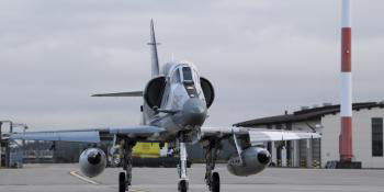 Top Aces Skyhawks first air combat training involving USAF fighters in Europe was with F-16 Fighting Falcons from the 52nd Fighter Wing in December 2021. One of the company’s Skyhawks is shown taxiing at Spangdahlem Air Base, home of the 52nd FW. USAF/Tech Sgt Maeson L Elleman