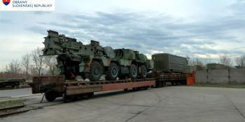 Slovakia loads up an S-300 system ahead of its departure to Ukraine